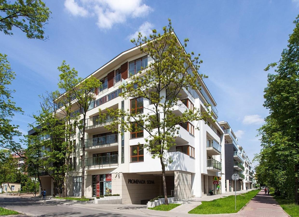 Solna 80 - Centrum Miasta Z Podziemnym Garazem Apartment Kielce